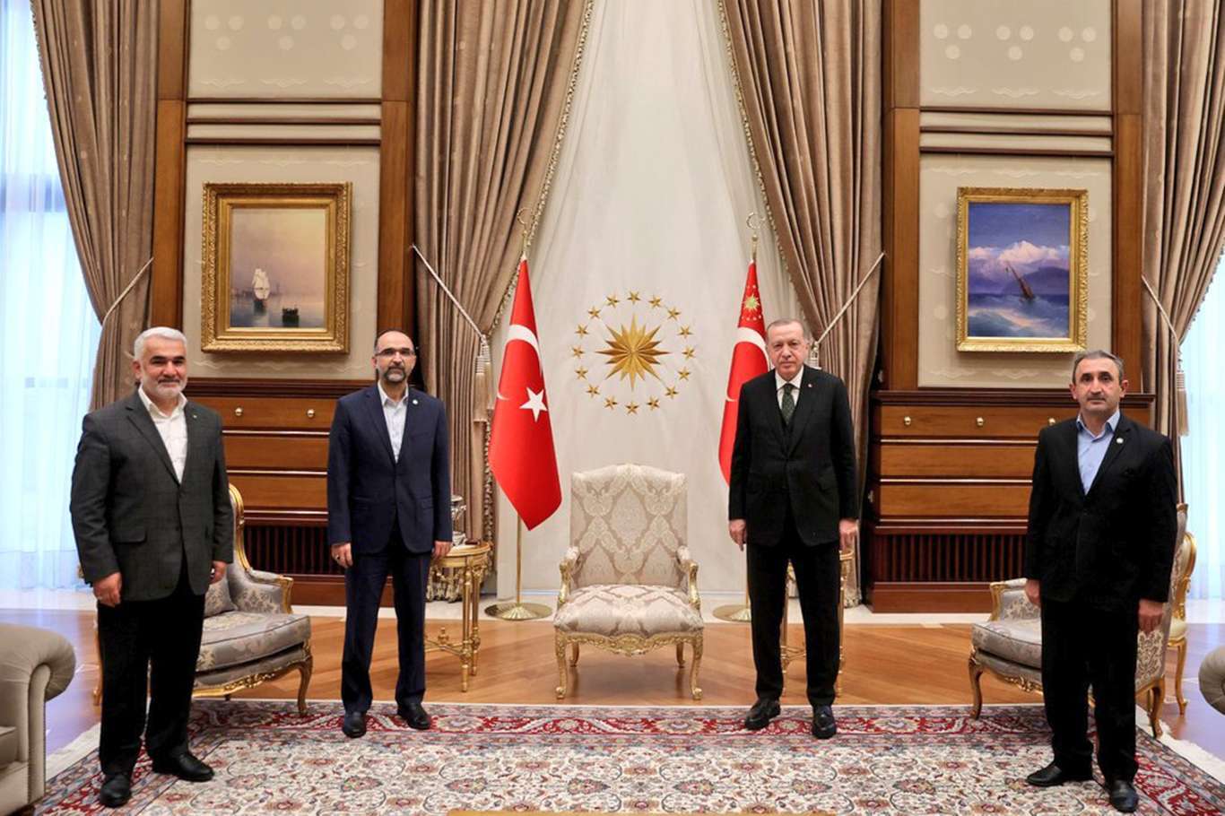 Erdoğan receives HÜDA PAR Chairman İshak Sağlam Erdoğan receives HÜDA PAR Chairman İshak Sağlam